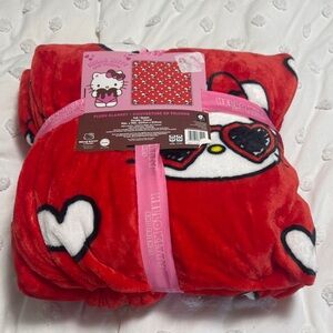 Hello Kitty Red White Heart Plush Blanket full/queen 90” Valentine’s ❤️